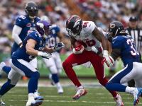 FB体育下载-米切尔之夜，当巨星在季后赛的聚光灯下定义伟大