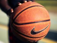 FB体育-哈利伯顿终场绝杀定乾坤，76人险胜辽宁诠释篮球无疆界