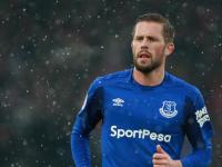 FB体育下载-锡安爆发撕裂防线，快船提前终结悬念灰熊