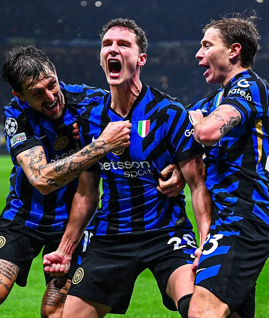 关于AC米兰拼尽全力，国际米兰稳占先机的信息