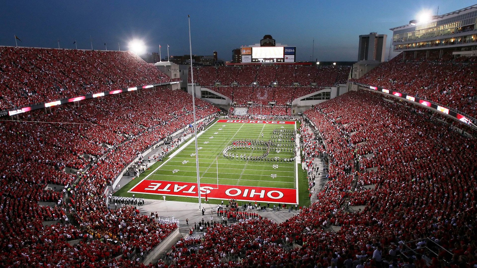 绿茵场上的唯一性，阿根廷的团队碾压与三笘薰的个人硬仗美学